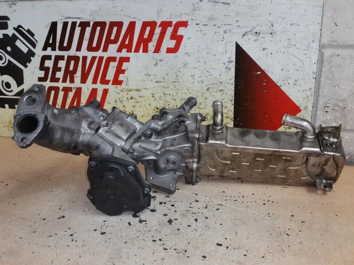 Gebrauchte AGR Ventil Mercedes V (447.8) 2.1 200 CDI, 200 d 16V Preis € 100,00 Margenregelung angeboten von EU Engines & Parts BV