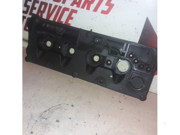 Gebrauchte Ventildeckel Audi A3 Sportback (8VA/8VF) 1.6 TDI 16V Preis € 55,00 Margenregelung angeboten von EU Engines & Parts BV