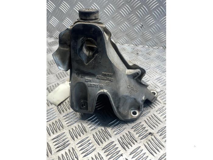 Used Engine mount BMW X5 (F15) M50d 3.0 24V Price € 75,00 Margin scheme offered by EU Engines & Parts BV