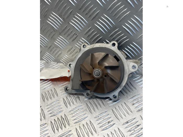 Usagé Pompe à eau Fiat Ducato (250) 2.0 D 115 Multijet Prix € 35,00 Règlement à la marge proposé par EU Engines & Parts BV