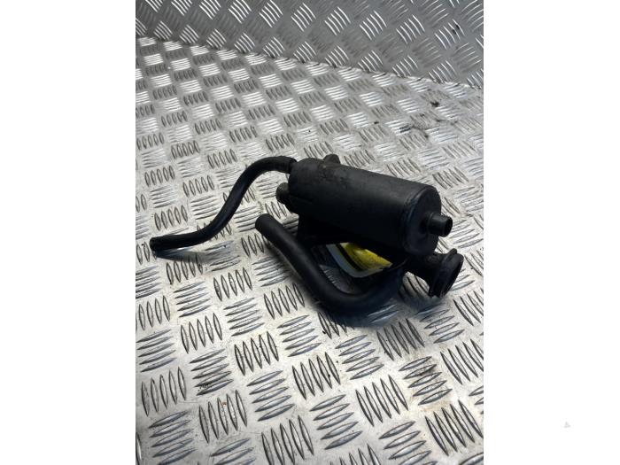 Usagé Ventilation carter Renault Trafic New (FL) 1.9 dCi 82 16V Prix € 30,00 Règlement à la marge proposé par EU Engines & Parts BV