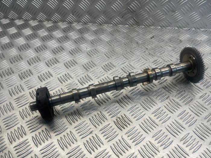 Usagé Arbre à cames Mercedes E (W211) 3.0 E-280 CDI V6 24V Prix € 75,00 Règlement à la marge proposé par EU Engines & Parts BV