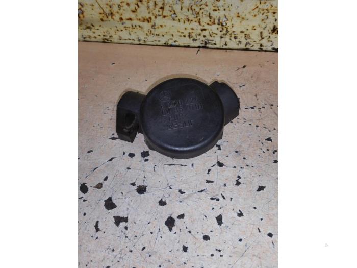 Begagnade Diverse Mercedes A (W176) 1.6 A-180 16V Pris € 15,00 Marginaltabell erbjuds av EU Engines & Parts BV