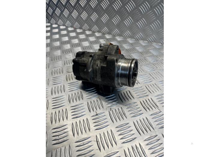 Usagé Pompe de direction Fiat Ducato (250) 3.0 D Multijet Power Prix € 125,00 Règlement à la marge proposé par EU Engines & Parts BV