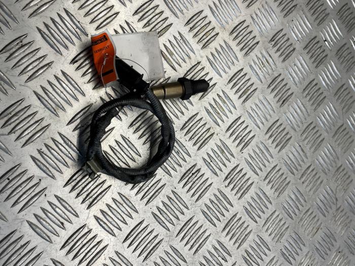 Lambda probe from a Mercedes-Benz A (W176) 1.8 A-200 CDI 16V 2014