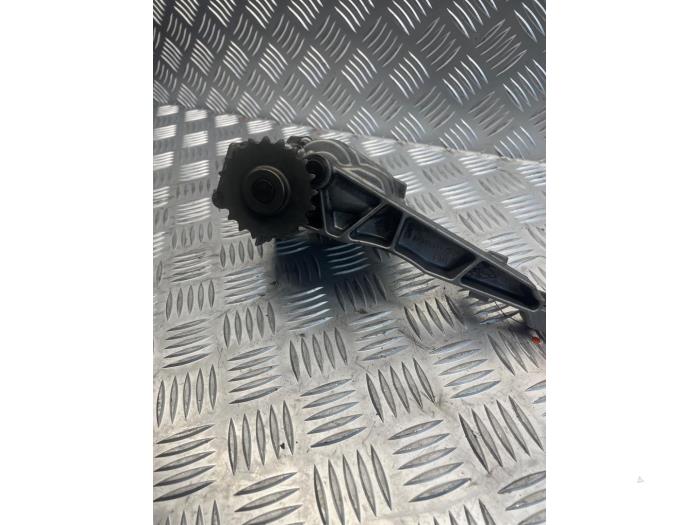 Gebrauchte Ölpumpe Mercedes E (C207) E-350 CDI V6 24V Preis € 50,00 Margenregelung angeboten von EU Engines & Parts BV