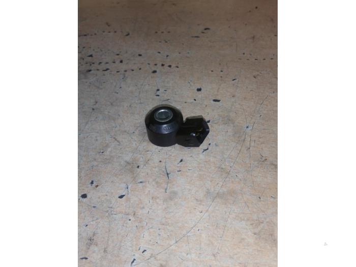 Begagnade Knackningssensor Mercedes A (W176) 1.6 A-200 16V Pris € 30,00 Marginaltabell erbjuds av EU Engines & Parts BV