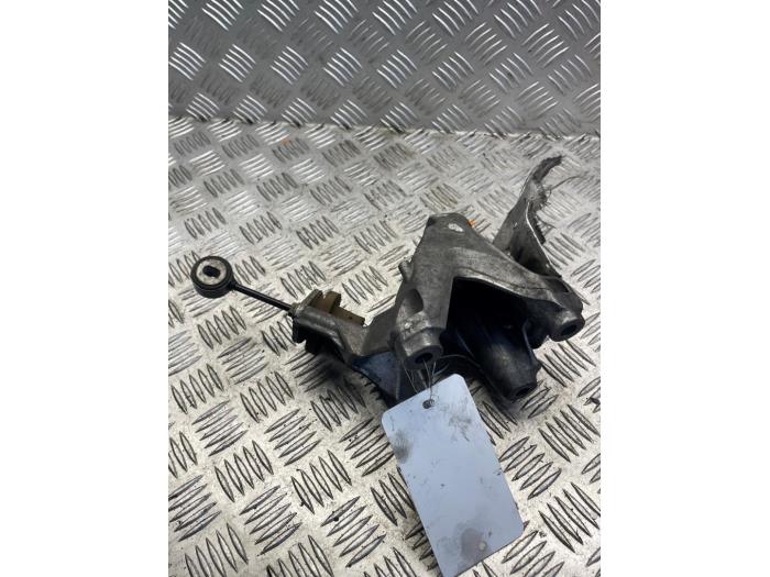 Gebrauchte Motorlager Audi Q7 (4MB/4MG) 3.0 TDI V6 24V Preis € 30,00 Margenregelung angeboten von EU Engines & Parts BV