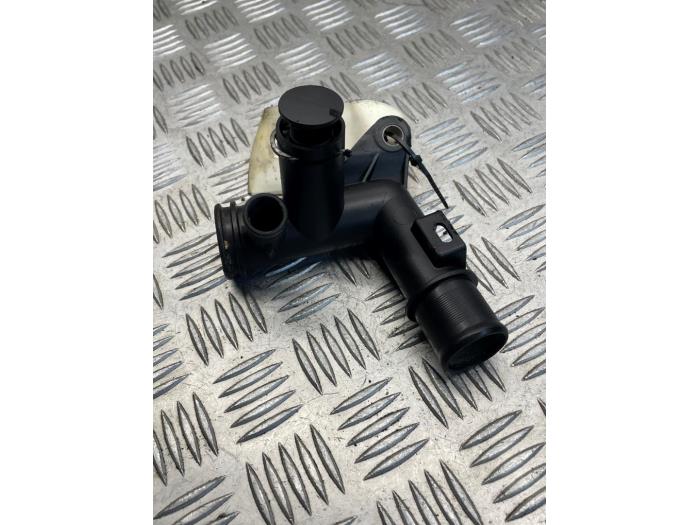 Begagnade Vattenrör Ford Focus 2 1.6 TDCi 16V 110 Pris € 25,00 Marginaltabell erbjuds av EU Engines & Parts BV