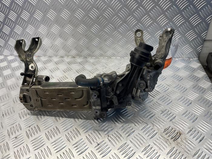Usagé Boitier papillon Mercedes A (W176) 2.2 A-200 CDI, A-200d 16V Prix € 100,00 Règlement à la marge proposé par EU Engines & Parts BV