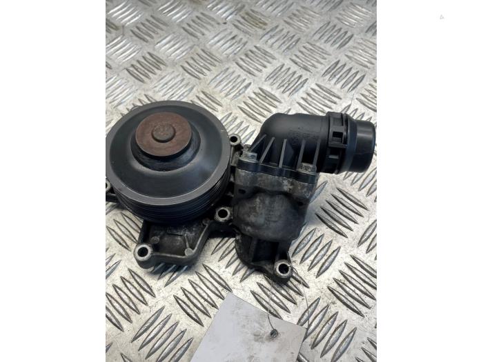 Begagnade Vattenpump BMW 5 serie (G30) 530d xDrive 3.0 TwinPower Turbo 24V Pris € 50,00 Marginaltabell erbjuds av EU Engines & Parts BV