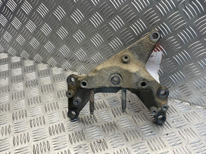 Used Engine mount Ford Transit Custom 2.0 TDCi 16V Eco Blue 130 Price € 35,00 Margin scheme offered by EU Engines & Parts BV