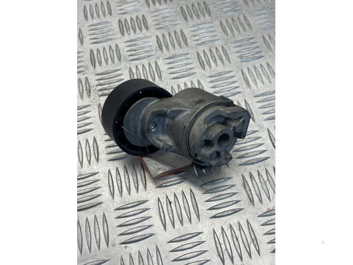 Usados Rodillo tensor correa múltiple Fiat Ducato (250) 2.3 D 130 Multijet Minibus Extralongo Precio € 35,00 Norma de margen ofrecido por EU Engines & Parts BV