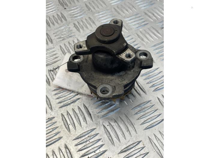 Begagnade Vattenpump Renault Master III (JV) 2.3 Energy dCi 180 Twin Turbo 16V FWD Pris € 25,00 Marginaltabell erbjuds av EU Engines & Parts BV