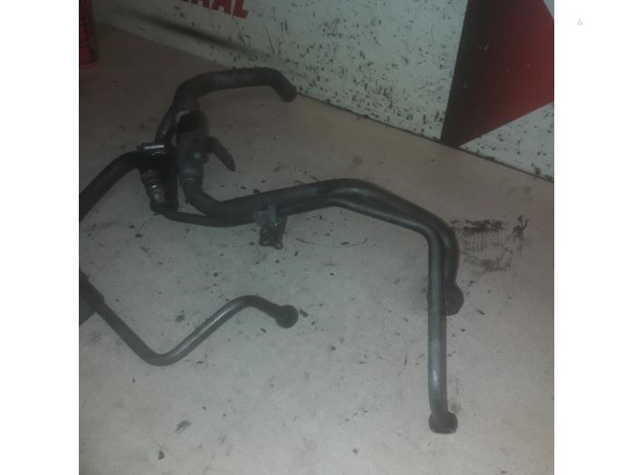 Usagé Conduit (divers) BMW 5 serie (F10) M550d 3.0 xDrive 24V Prix € 75,00 Règlement à la marge proposé par EU Engines & Parts BV