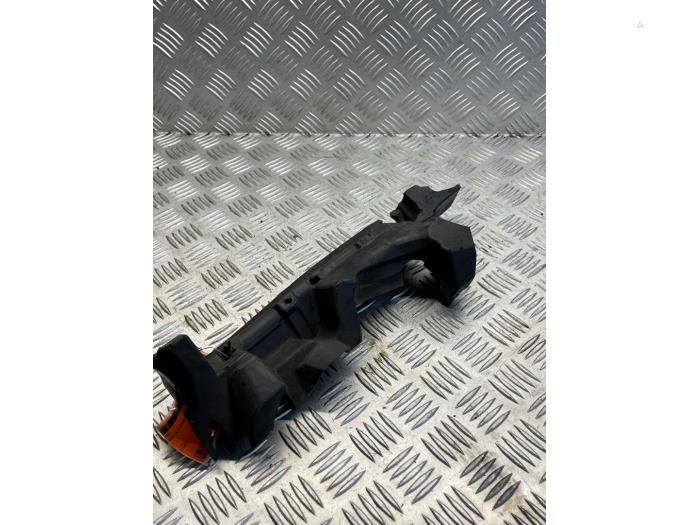 Usagé Divers Mercedes E (W211) 3.0 E-320 CDI V6 24V Prix € 20,00 Règlement à la marge proposé par EU Engines & Parts BV