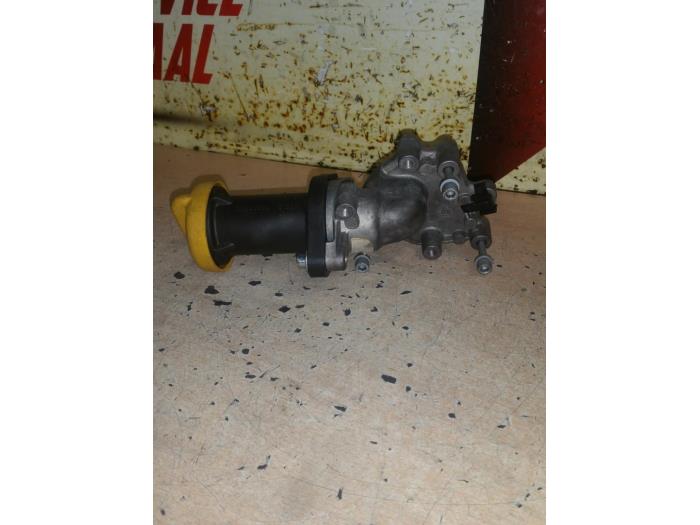 Gebrauchte Öl Füllrohr Fiat Ducato (250) 2.0 D 115 Multijet Preis € 25,00 Margenregelung angeboten von EU Engines & Parts BV