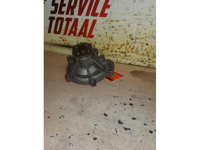 Begagnade Vattenpump Mercedes C Estate (S204) 1.8 C-180 CGI 16V Pris € 45,00 Marginaltabell erbjuds av EU Engines & Parts BV