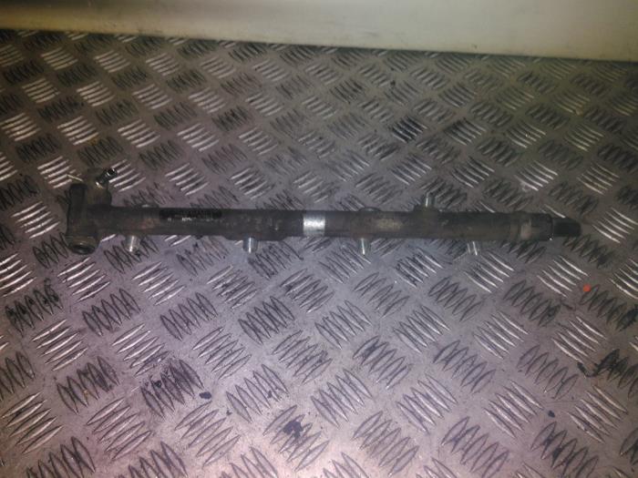 Usagé Système d'injection Mercedes Sprinter 2t (901/902) 211 CDI 16V Prix € 50,00 Règlement à la marge proposé par EU Engines & Parts BV