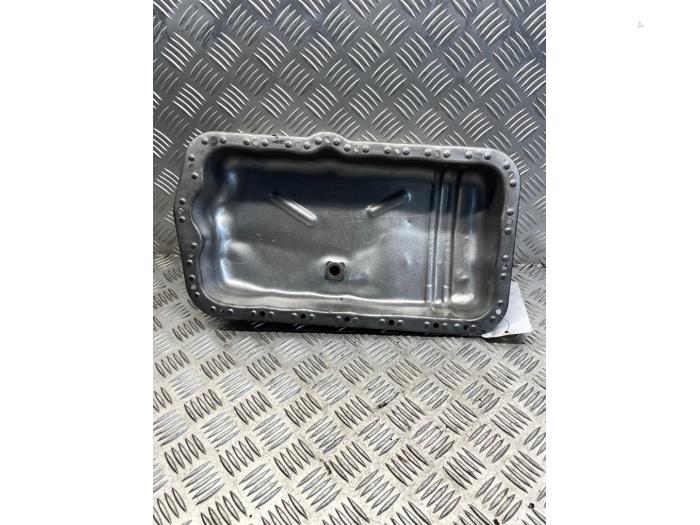 Gebrauchte Ölwanne Opel Vivaro 2.5 DTI 16V Preis € 35,00 Margenregelung angeboten von EU Engines & Parts BV