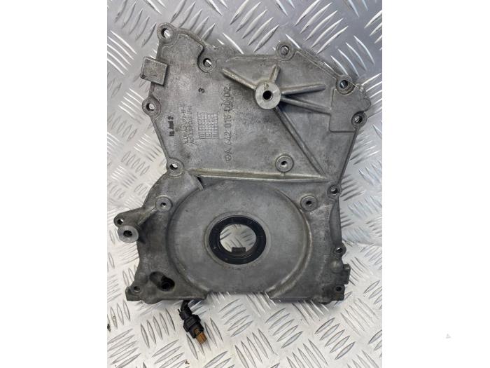 Usagé Couvercle de distribution Mercedes Sprinter 3,5t (906.63) 318 CDI 24V Prix € 55,00 Règlement à la marge proposé par EU Engines & Parts BV