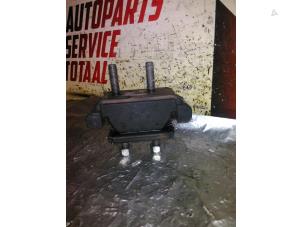 Engine mount from a Iveco New Daily VI 35C17, 35S17, 40C17, 50C17, 65C17, 70C17 2018