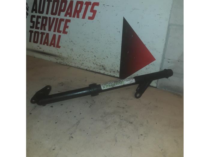 Begagnade Vattenrör Mercedes E (C207) E-200 CGI 16V BlueEfficiency Pris € 20,00 Marginaltabell erbjuds av EU Engines & Parts BV