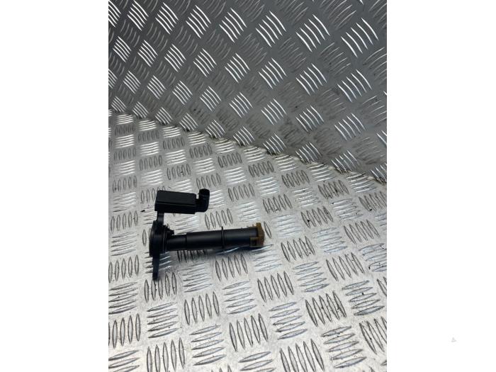 Begagnade Oljenivåsensor Mercedes Sprinter (904/905) 308 CDI 16V Pris € 20,00 Marginaltabell erbjuds av EU Engines & Parts BV