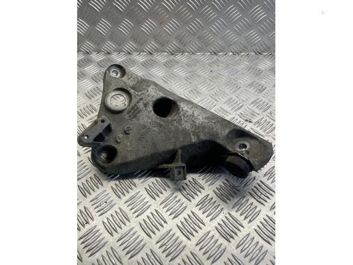 Engine mount BMW X5 (F15), 2013 / 2018 M50d 3.0 24V, SUV, Diesel, 2.993cc, 280kW (381pk), 4x4, N57D30C, 2013-12 / 2018-07, KS81; KS82 (Used)