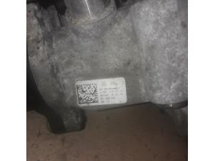 Vattenpump från en Mercedes-Benz B (W246/W242) 1.5 B-180 CDI,d 16V 2017