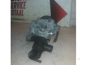 Vattenpump från en Mercedes-Benz B (W246/W242) 1.5 B-180 CDI,d 16V 2017