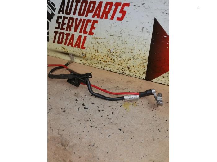 Używane Kabel (rózne) Volkswagen Golf VII (AUA) 1.4 TSI BlueMotion Technology 125 16V Cena € 25,00 Procedura marży oferowane przez EU Engines & Parts BV