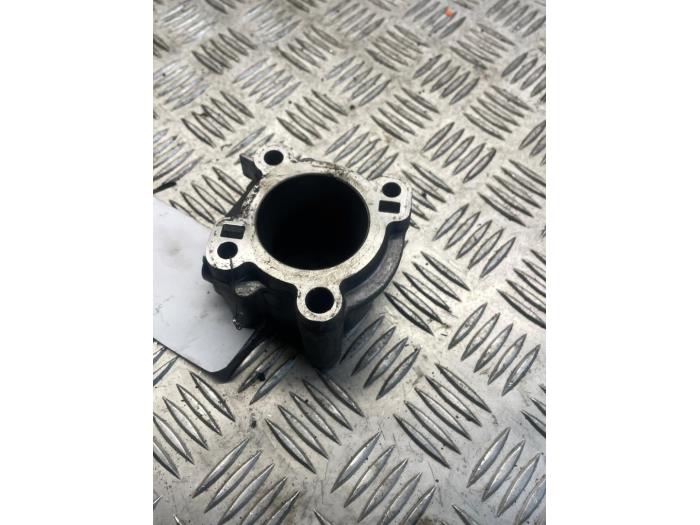 Begagnade MAP-sensor (insugsrör) Opel Vivaro 2.0 CDTI Pris € 25,00 Marginaltabell erbjuds av EU Engines & Parts BV