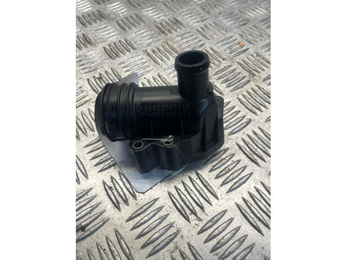 Gebrauchte Wasserschlauch Anschluss Mercedes E (W212) E-350 CDI BlueEfficiency 3.0 V6 24V Preis € 25,00 Margenregelung angeboten von EU Engines & Parts BV