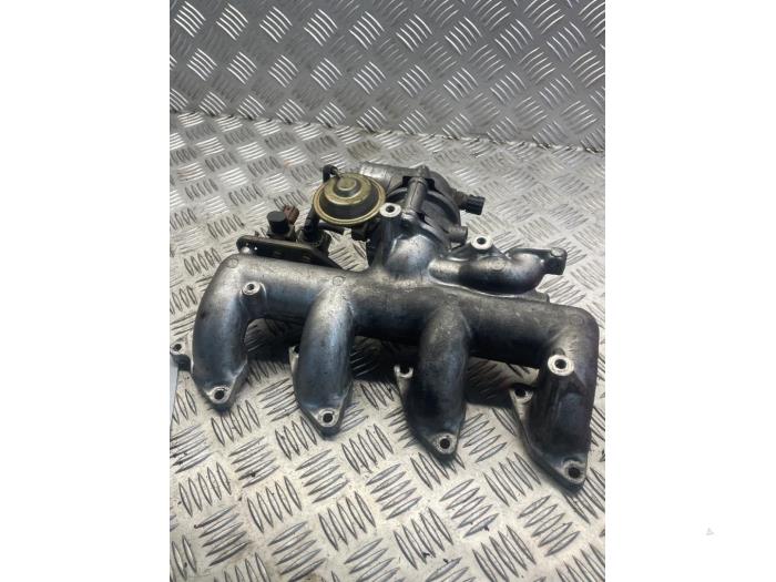 Gebrauchte Ansaugbrugge Mitsubishi L-200 2.5 DI-D 4x4 Preis € 75,00 Margenregelung angeboten von EU Engines & Parts BV