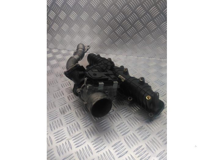 Gebrauchte Ansaugbrugge Fiat Ducato (250) 2.3 D 130 Multijet Minibus Extralongo Preis € 100,00 Margenregelung angeboten von EU Engines & Parts BV