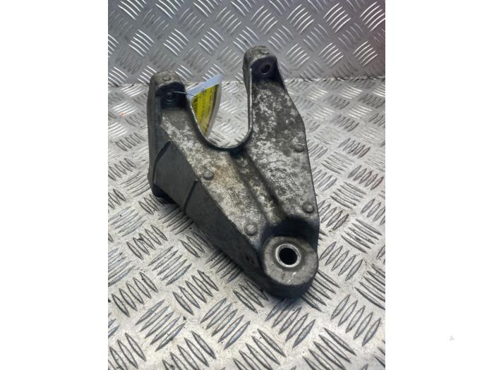 Used Engine mount Ford Transit 2.2 TDCi 16V Euro 5 Price € 25,00 Margin scheme offered by EU Engines & Parts BV