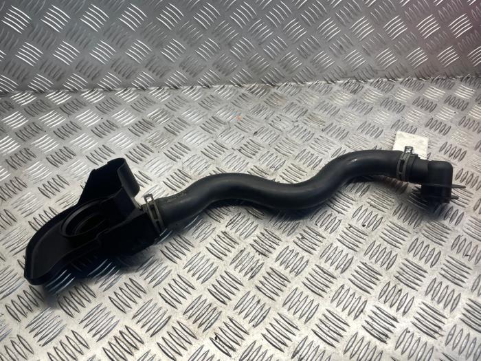 Begagnade Oljepåfyllningsrör Volkswagen Crafter 2.0 TDI Pris € 35,00 Marginaltabell erbjuds av EU Engines & Parts BV