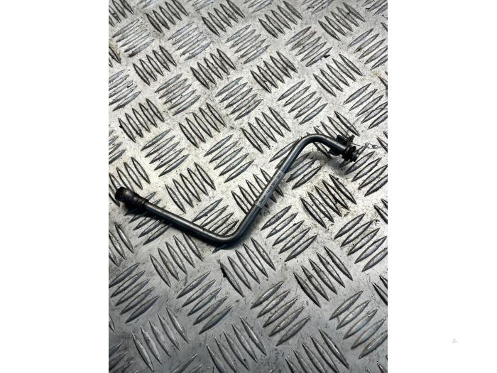 Turbo oil hose