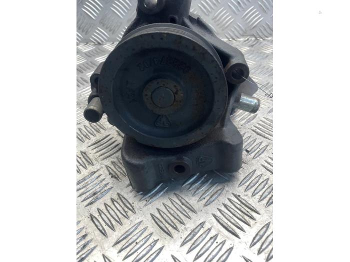 Begagnade Vattenpump Citroen Jumper (U9) 3.0 HDi 160 Euro 4 Pris € 48,40 Inklusive moms erbjuds av EU Engines & Parts BV