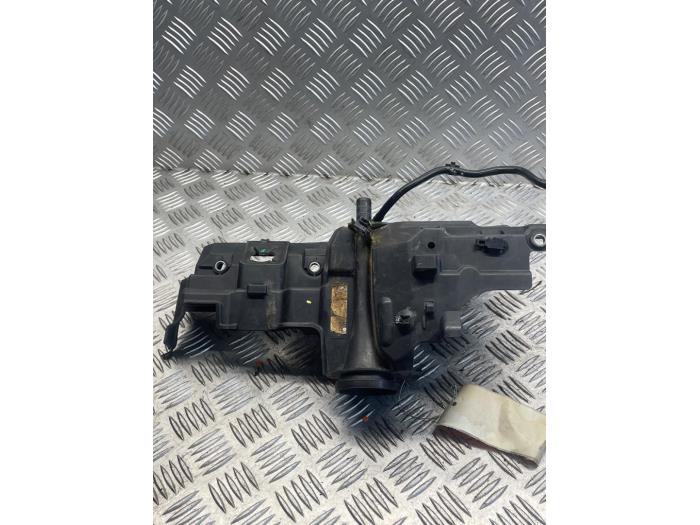 Gebrauchte Ölmessstab Mercedes A (177.0) 1.5 A-180d Preis € 20,00 Margenregelung angeboten von EU Engines & Parts BV