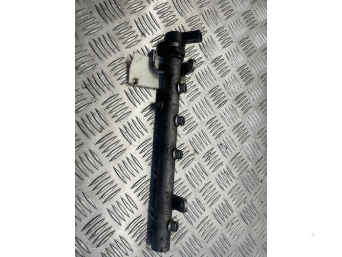 Usagé Système d'injection Mercedes E (W212) E-350 CDI V6 24V BlueEfficiency Prix € 50,00 Règlement à la marge proposé par EU Engines & Parts BV