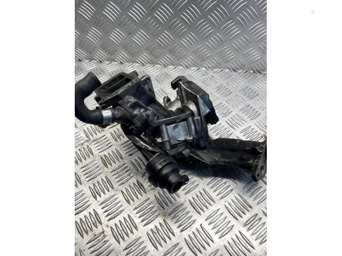 Gebrauchte AGR Ventil Mercedes V (447.8) 2.1 200 CDI, 200 d 16V Preis € 95,00 Margenregelung angeboten von EU Engines & Parts BV