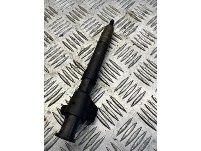 Usagé Injecteurs Citroen Jumper (U9) 2.0 BlueHDi 130 Prix € 150,00 Règlement à la marge proposé par EU Engines & Parts BV