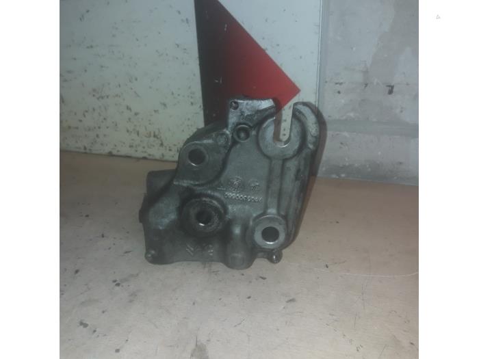 Gebrauchte Motorlager Peugeot Boxer (U9) 2.0 BlueHDi 130 Preis € 25,00 Margenregelung angeboten von EU Engines & Parts BV