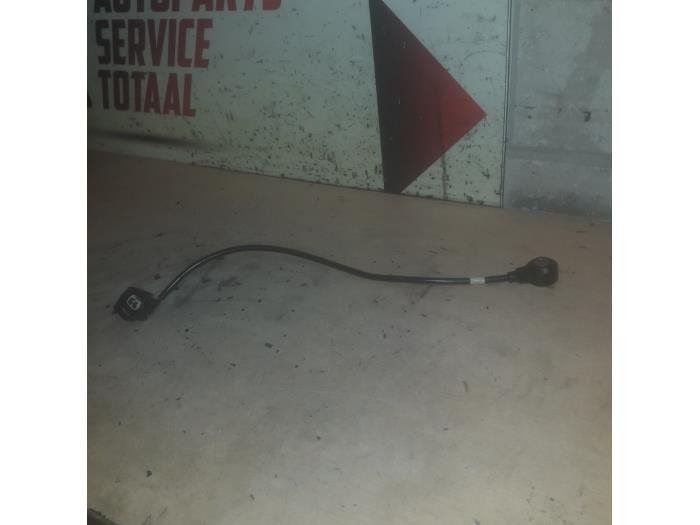 Begagnade Knackningssensor Ford Fiesta 6 (JA8) 1.6 ST 16V Pris € 25,00 Marginaltabell erbjuds av EU Engines & Parts BV