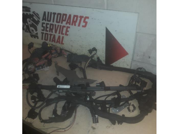 Begagnade Kablage BMW 5 serie Touring (F11) M550d xDrive 24V Pris € 250,00 Marginaltabell erbjuds av EU Engines & Parts BV