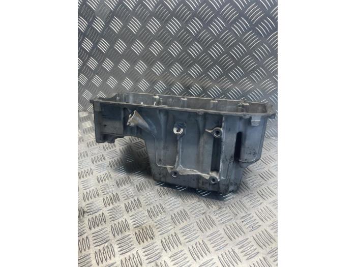 Używane Rózne Fiat Bravo (198A) 1.6 JTD Multijet Van Cena € 20,00 Procedura marży oferowane przez EU Engines & Parts BV