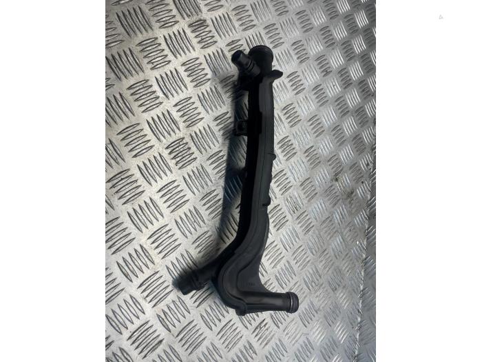 Begagnade Vattenrör Peugeot 208 I (CA/CC/CK/CL) 1.2 12V e-THP PureTech 110 Pris € 20,00 Marginaltabell erbjuds av EU Engines & Parts BV
