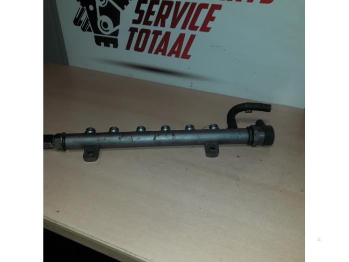 Usagé Système d'injection Volkswagen Crafter 2.5 TDI 30/35/50 Prix € 75,00 Règlement à la marge proposé par EU Engines & Parts BV